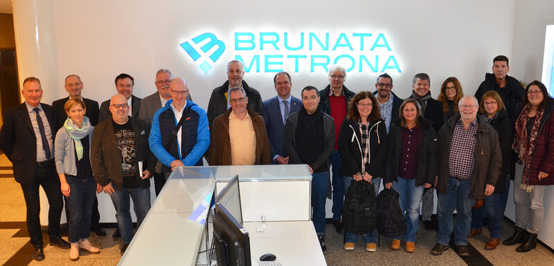 Gruppenfoto eines Betriebstreffens der Brunata Metrona