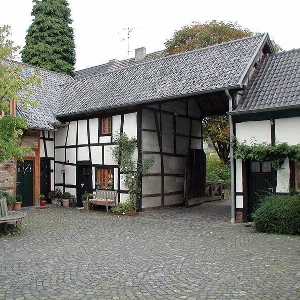 Correns-Mühle in Hürth-Gleuel, Innenhof